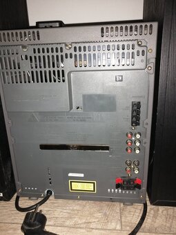 Bluetooth GRUNDIG Hifi systém - 13