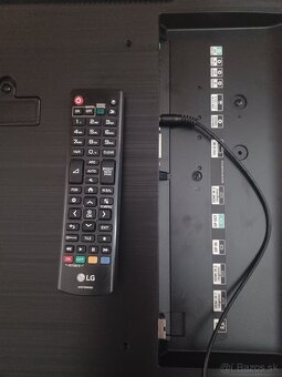 LED TV/Reklamný panel 49 palcov Ultra HD s poškodením - 13