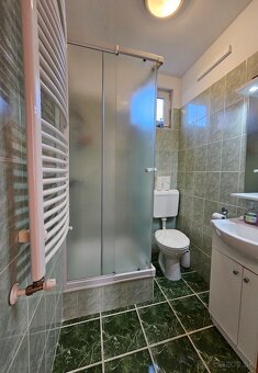 Predaj 5-izbový RD, 2 kúpelne, stará Rajka,HU - 13