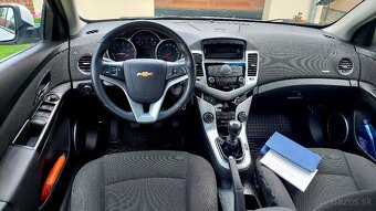 Chevrolet Cruze 1.6 benzín - 13