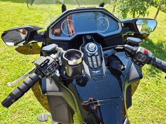 Honda Goldwing GL 1800 - 13