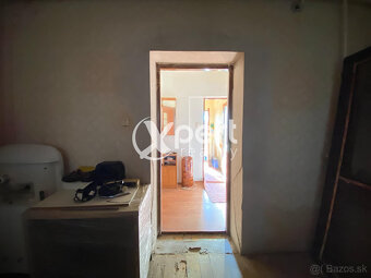 NOVÁ CENA Na predaj stavebný pozemok 1871 m2 so starším r - 13