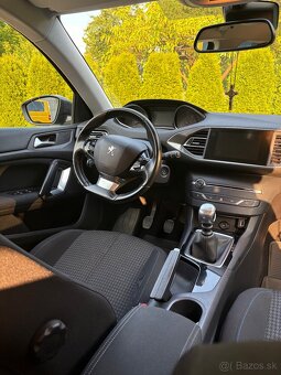 Peugeot 308 SW - 13