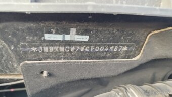 Mitsubishi Outlander 2,2DID,7miestne,automat - 13