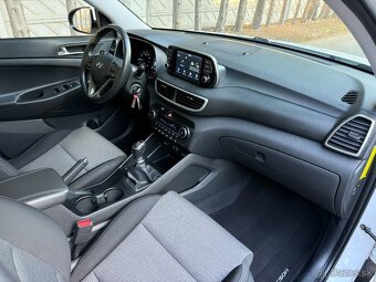 HYUNDAI TUCSON 1.6 T-GDI FAMILY / 48 000 km / 1.MAJITEĽ - 13