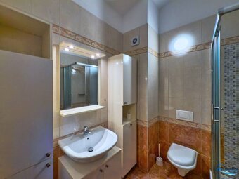 Zadar – zariadený apartmán s garážovým miestom - 13
