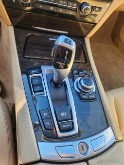 BMW 740d x-drive - 13