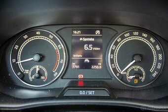 Škoda Fabia 1.0MPI Active - 13