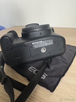 Canon EOS 2000d - 13