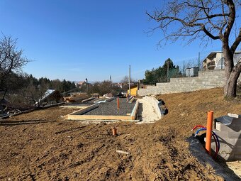 Rozostavaný RD s projektom, stavebným povolením a pozemkom - 13