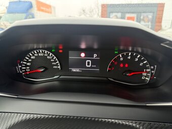 Peugeot 2008 1.2 PureTech 130 Active EAT8 - 13