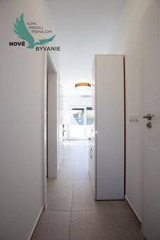 Apartmán s bazénom a dvorom v Chorvátsku na ostrove Vir - 13
