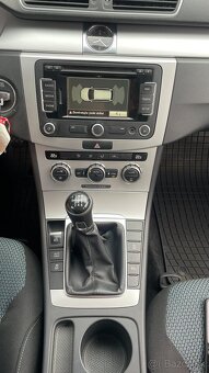 Volkswagen Passat Variant 1.6 TDI BMT Comfortline - 13
