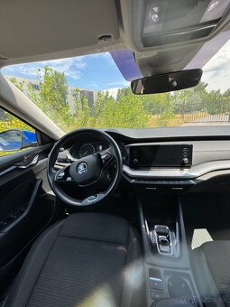 Škoda Octavia Combi 2.0 TDI Ambition DSG - 13