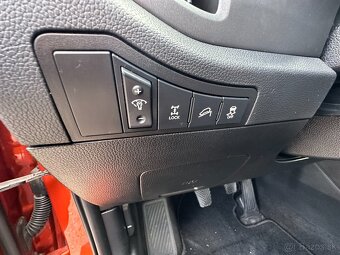 Kia Sportage 2.0 CRDi VGT 4WD EX - 13