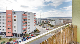 2.5- izbový komplet zariadený byt,  ul. Kresánkova - 13