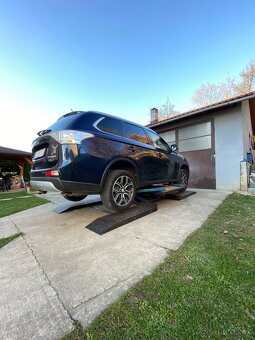 Pneumatický nožnicový zdvihák HOMOLA - 13