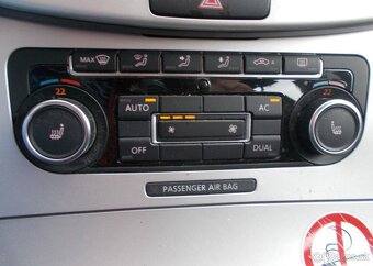 Volkswagen Passat 2,0 TDI 103 KW ,zachovalé nafta manuál - 13