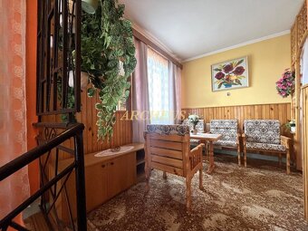 PREDAJ - RODINNÝ DOM S VEĽKÝM POZEMKOM, REŠOV, BARDEJOV 8 KM - 13