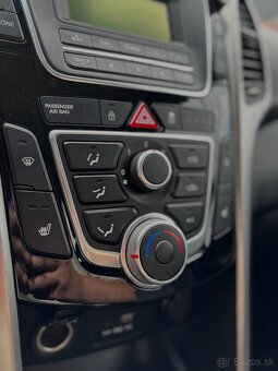 Hyundai i30 CW, 2015 - 13