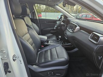 Kia Sorento 2.2 CRDi Platinum A/T - 13