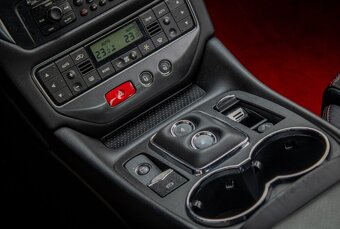 Maserati GranTurismo S 4.7 V8 - 13
