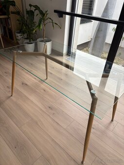 Jedálenský stôl - 13