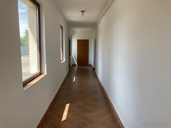 Podnikateľský objekt - 13