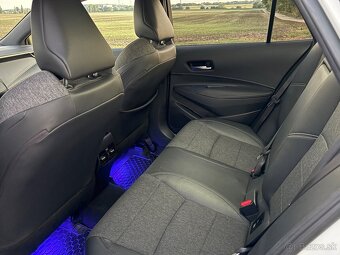 Toyota Corolla 2.0 HYBRID ST / FULL LED - 13