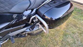 BMW R1200RT 90th Limited Edition - 13