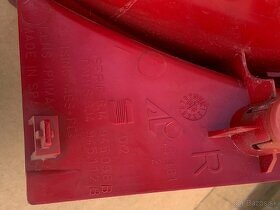 68# SEAT Ibiza IV - 6J4945257D - Zadné ľavé pravé svetlo - 13