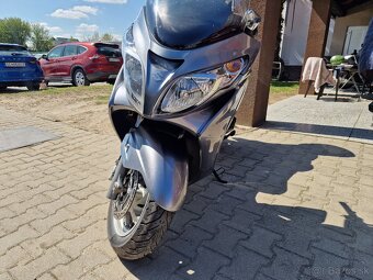 Suzuki Burgman AN 400 34k (benzín) - 13
