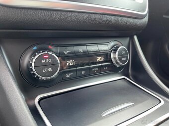Mercedes Benz AMG CLA 250 4matic 150kw - 13