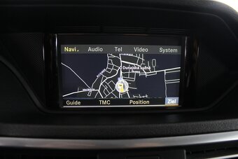 Mercedes-Benz E trieda Kombi 300 CDI Blue Avantgarde - 13