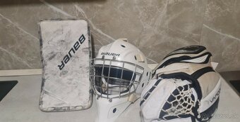 Brankarska vystroj  Bauer +korcule a prilba - 13