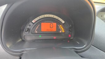 Citroën C3 1.1i benzín - 13