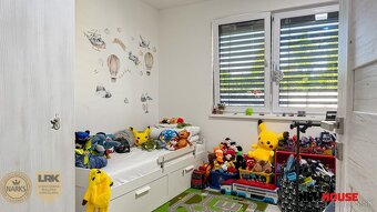 Zariadený 4i bungalov s garážou na pozemku 450 m² v žiadanej - 13
