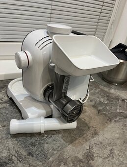 Kuchynský robot Bosch MUM 52131 700W - 13