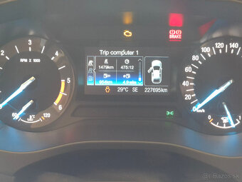 Ford Mondeo Combi 2.0 TDCi 110 kW - 13