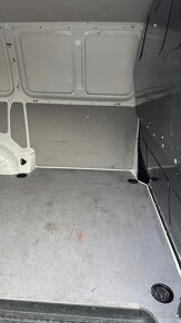 VW Transporter T6 2.0 TDI 75 kW r.v. 2018, kúp. SR - 13