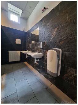 BUDOVA / PREDAJ / PRIAME CENTRUM BB / J. CIKKERA - 13