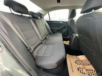 VW Jetta 1.6 TDI diesel, 77KW, MT5, rok:08.2011. - 13