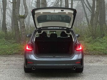 BMW Rad 3 Touring 318d mHEV A/T - 13