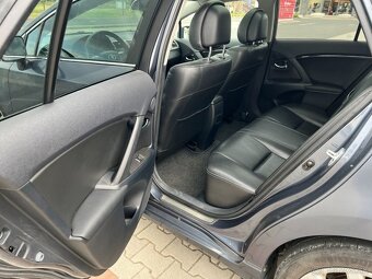 Toyota Avensis 2.2 D-4D 110kw koup. ČR 1. maj. - 13