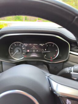 Jaguar F-Pace 2,0l - 13