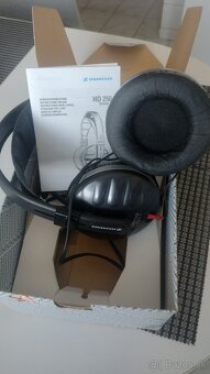 Marantz dvojica + s dvoma darčekmi - 13
