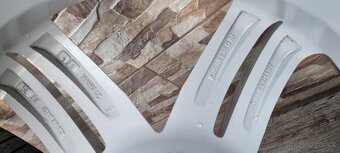 Predám elektrony wheelworld /5x112 R18 zimné 225/45 - 13