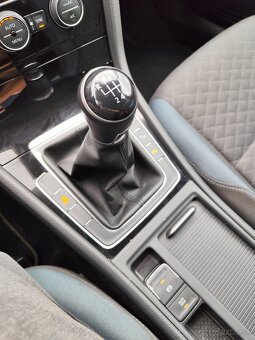 Predám Volkswagen Golf combi 7,5 2.0 TDI - 13