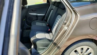 KIA ceed SW; diesel; manual; 2015/132000km - 13