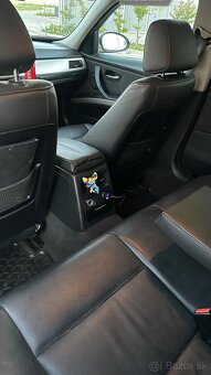 BMW E90 318d - 13